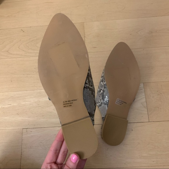 NWOT DV Dolce Vita “Imalia” slides - Picture 2 of 5